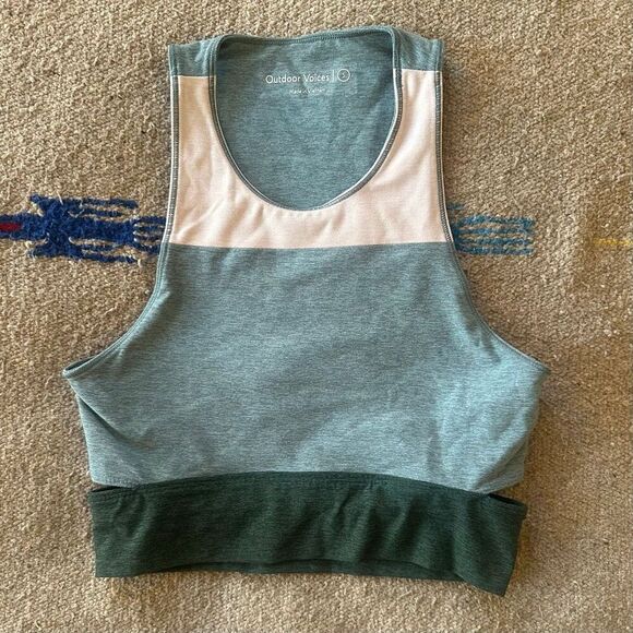Outdoor Voices Tri-Tone Slashback Crop Top in Green/Blue Size S - Picture 2 of 5